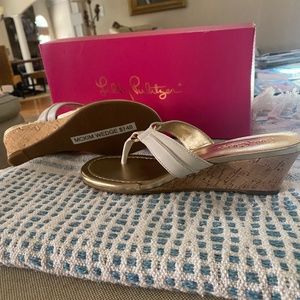 Lilly Pulitzer size 7 wedge